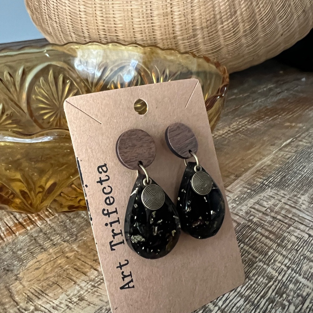 ArtTrifecta Black and Gold Resin Teardrop Earrings with Wood Studs